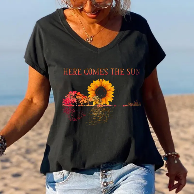 Here Comes The Sun Sunflower Scenery Graphic Tees