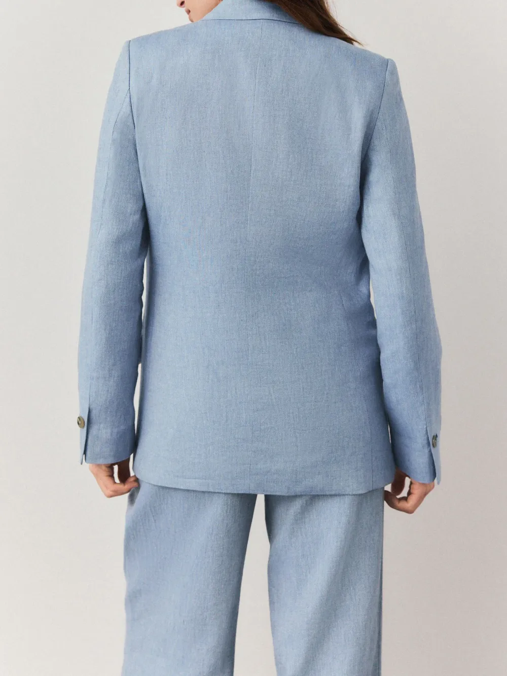Custom Suits Paired With Linen Fabric