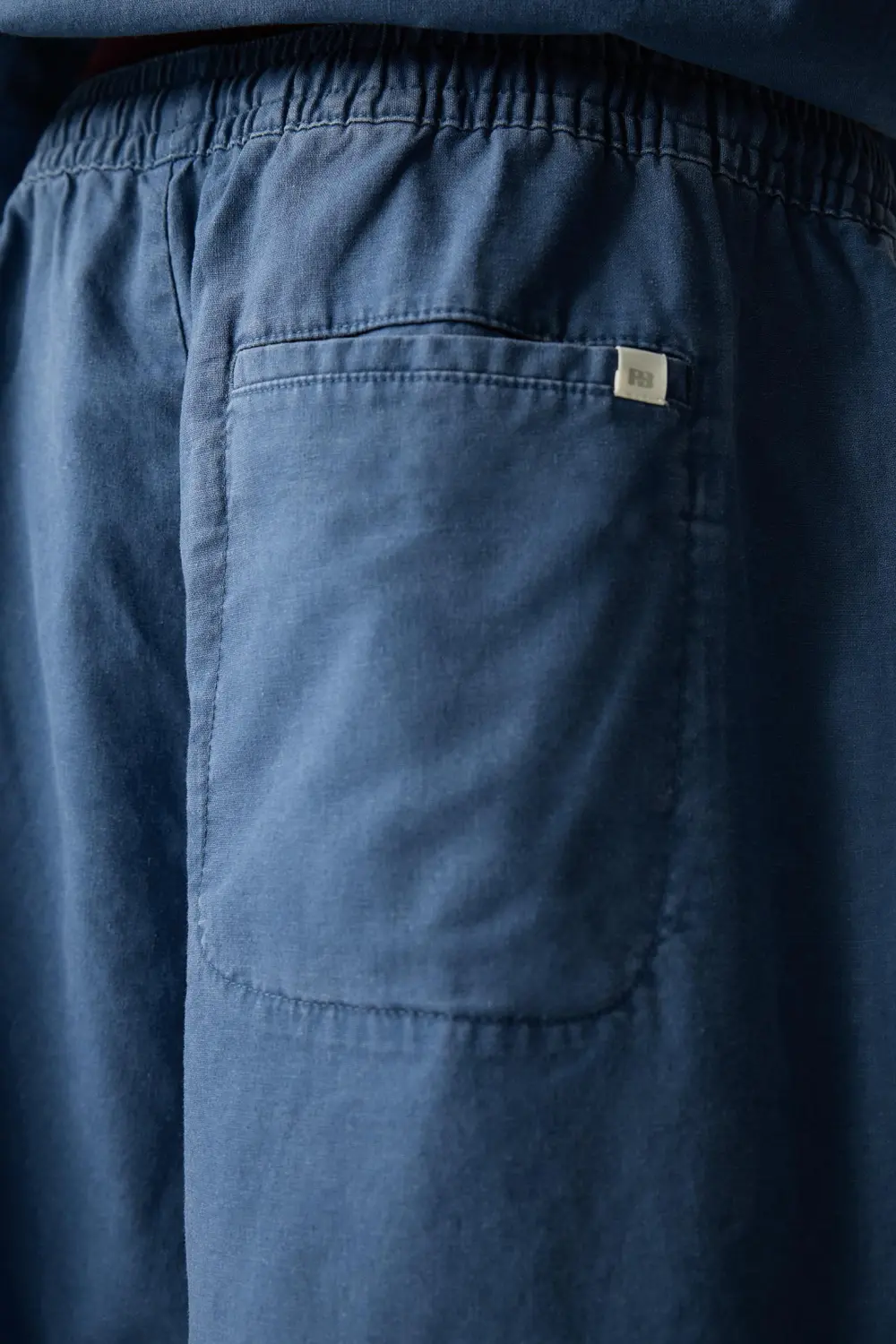 Linen blend jogger Bermuda shorts