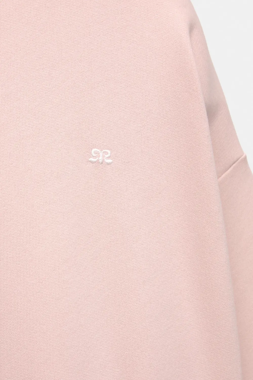 Sudadera capucha logo bordado