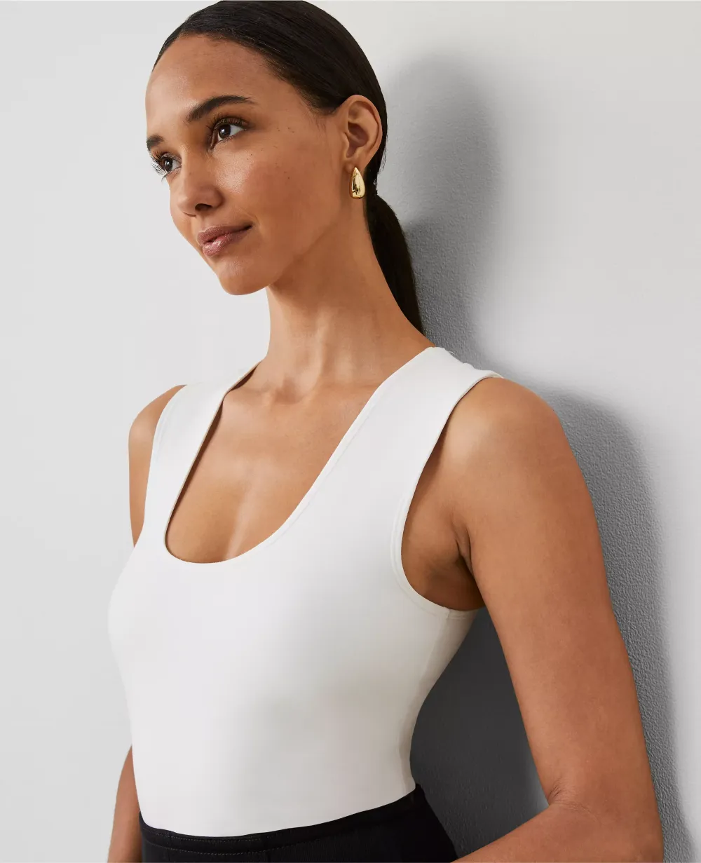 Modern Scoop Neck Tank Top