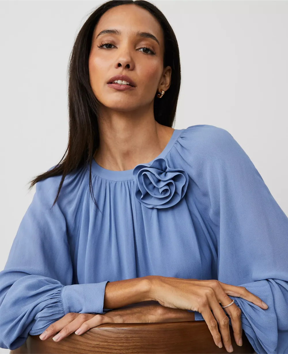 Rosette Raglan Top
