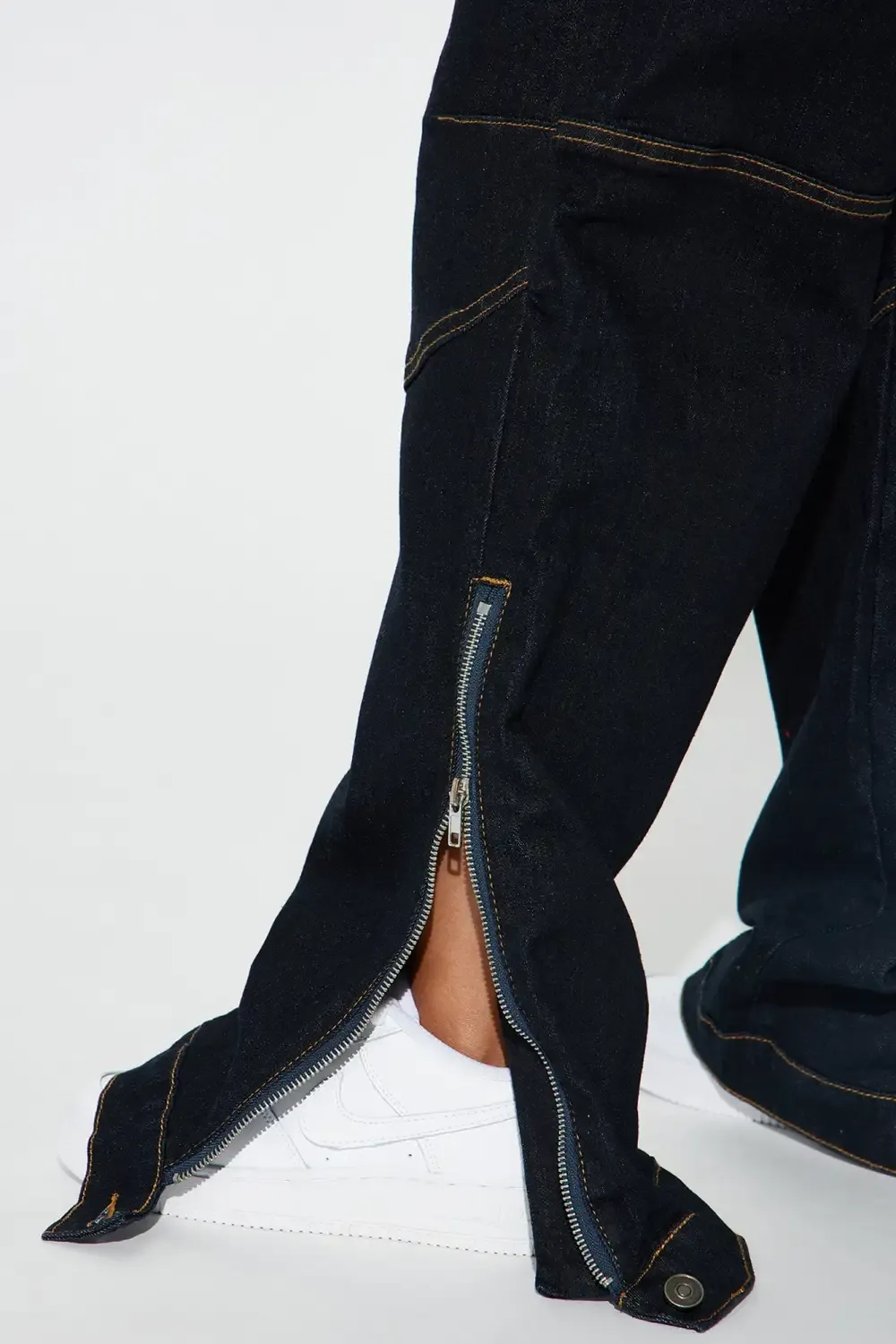 Pinegrove Baggy Jeans - Dark Wash