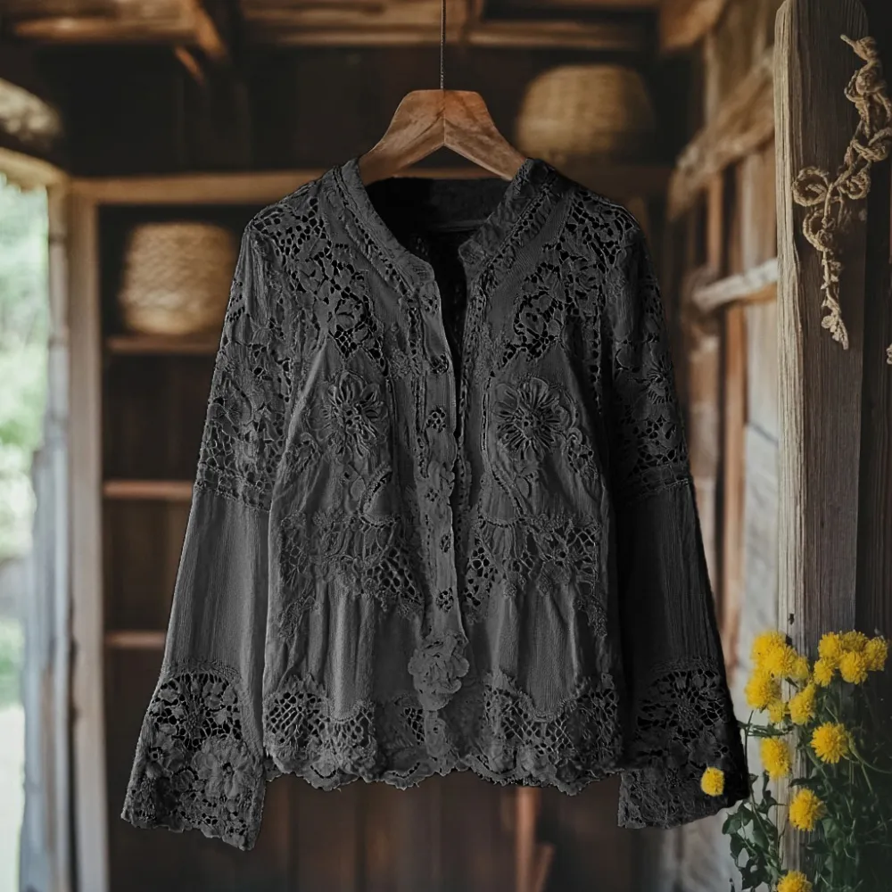 Women's Retro Floral Lace Embroidery Art V-neck Shirt