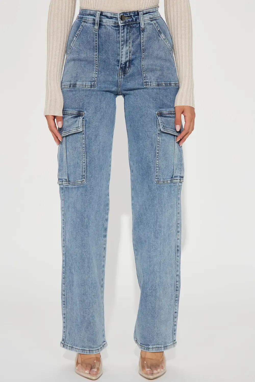 Crowd Pleaser Stretch Cargo Jeans - Medium Wash