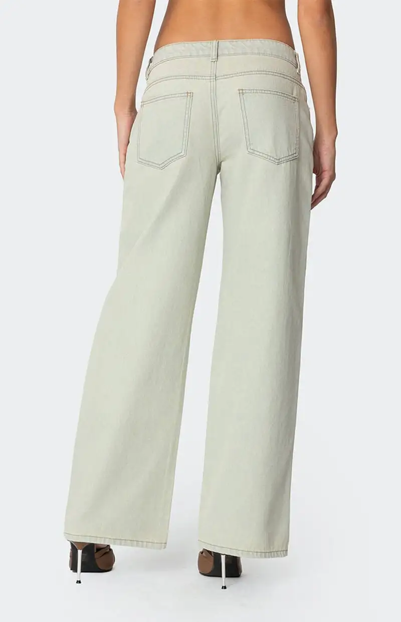 Edikted Raelynn Washed Low Rise Jeans