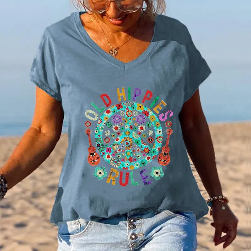 Old Hippies Rule Women Graphic Tees