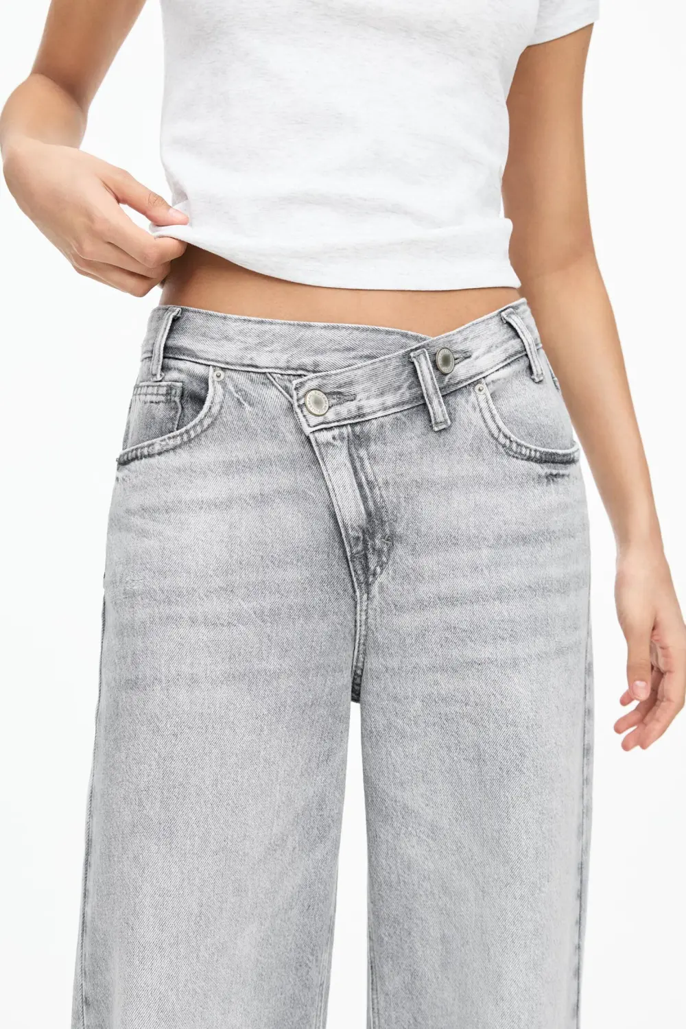 Jeans wide leg cintura cruzada