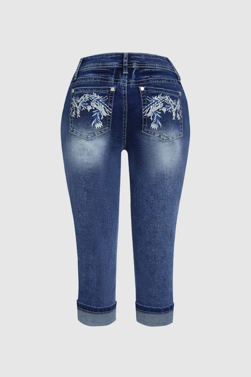 Wash Embroidery Pocket Roll Hem Mid Rise Capri Jeans