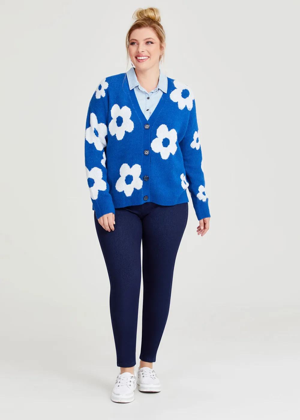 Daisy Flower Knit Cardigan
