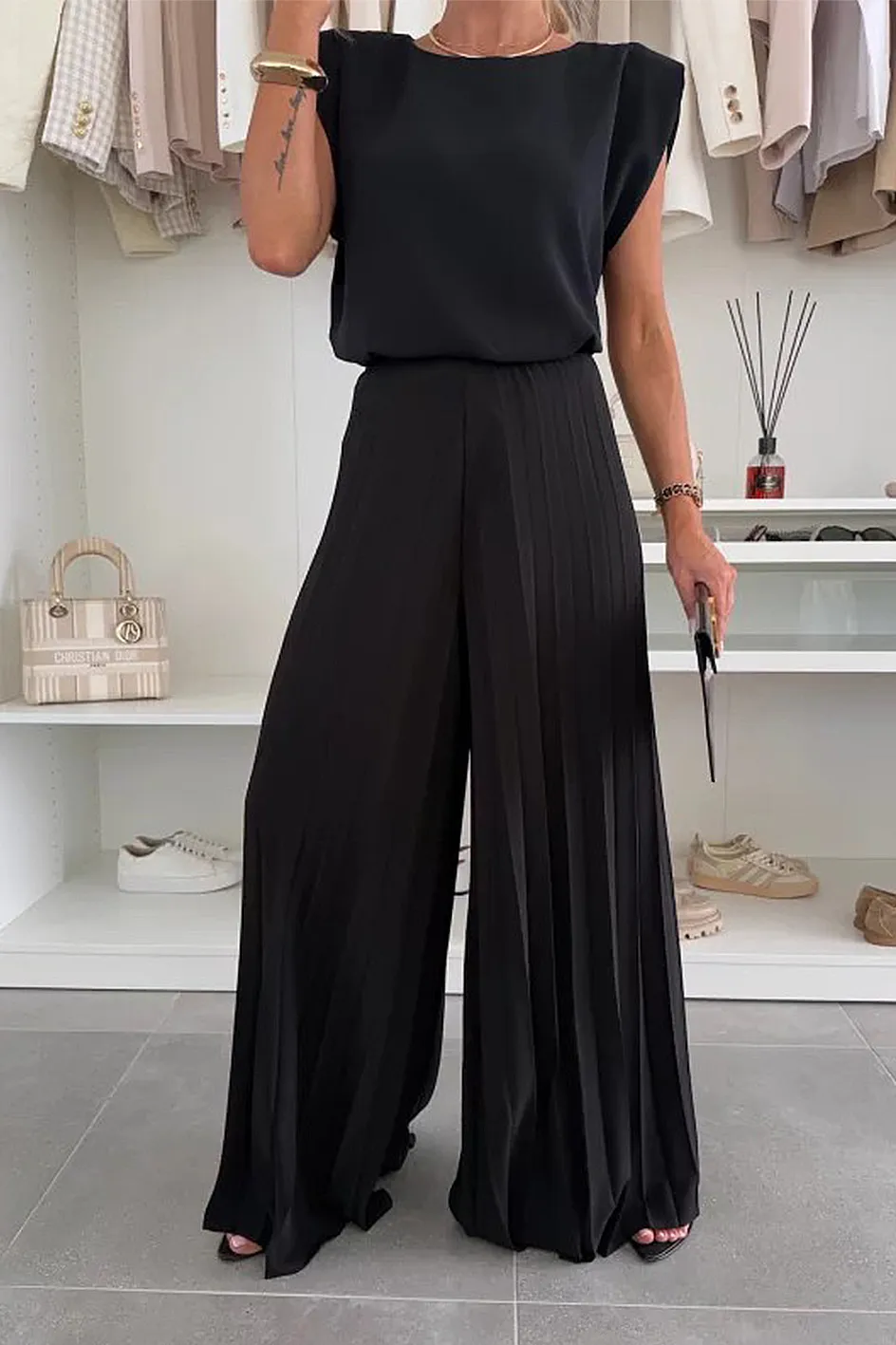 Women'S Stylish Casual Comfortable Top And Pleated Wide Pants Two-Piece Set