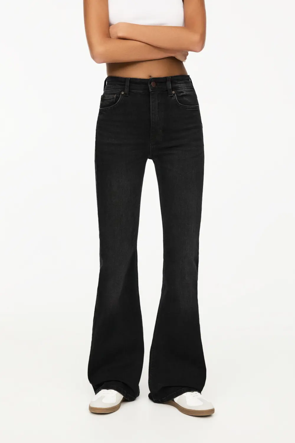 Jeans flare tiro alto
