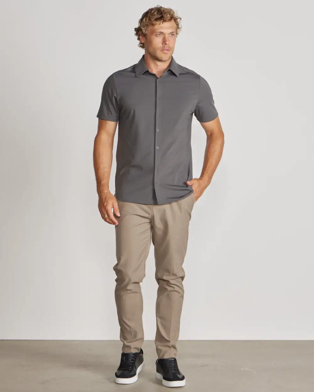 Executive Stretch 2.0 Short Sleeve Button Down