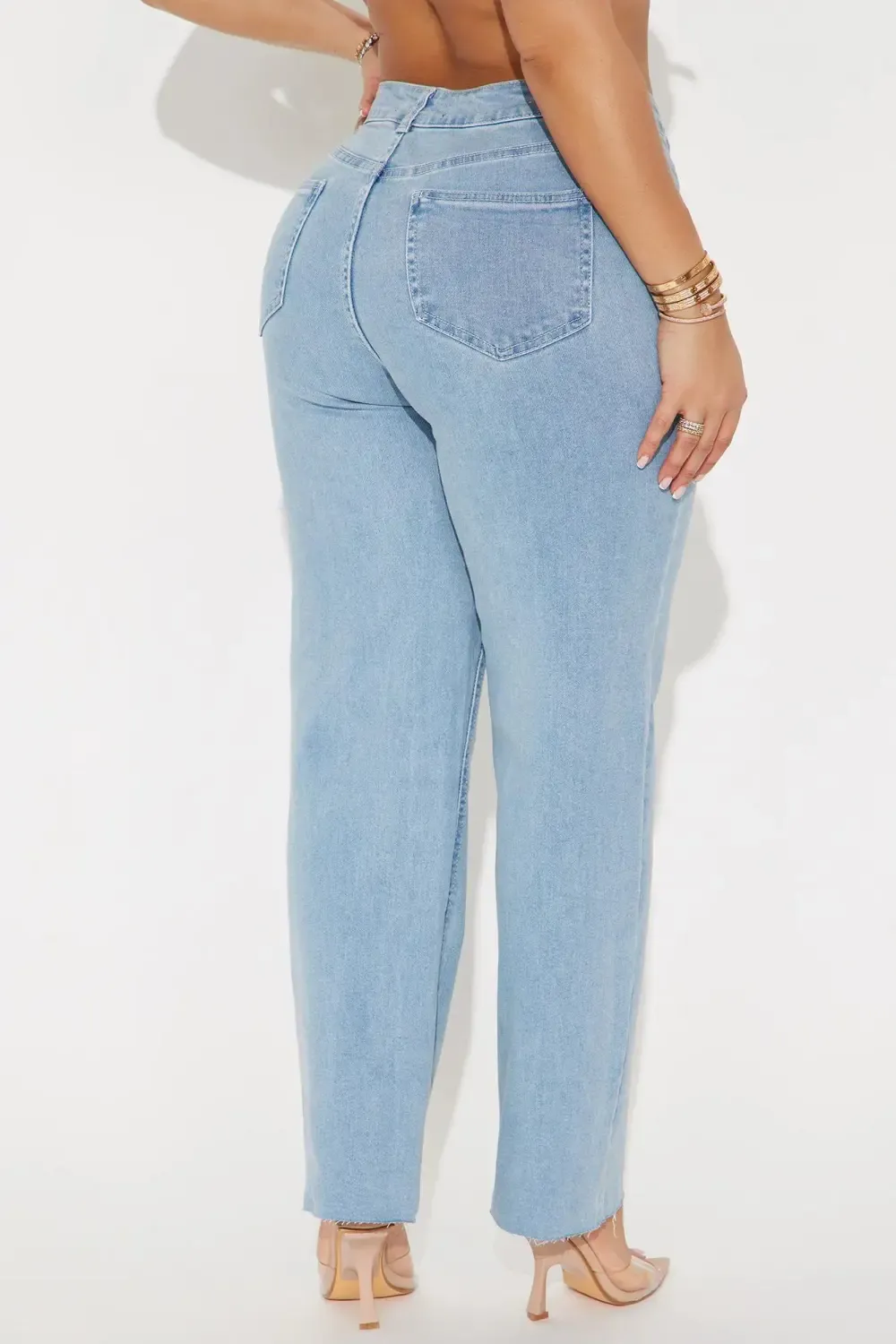 Monica Mid Rise Mom Jeans - Light Wash