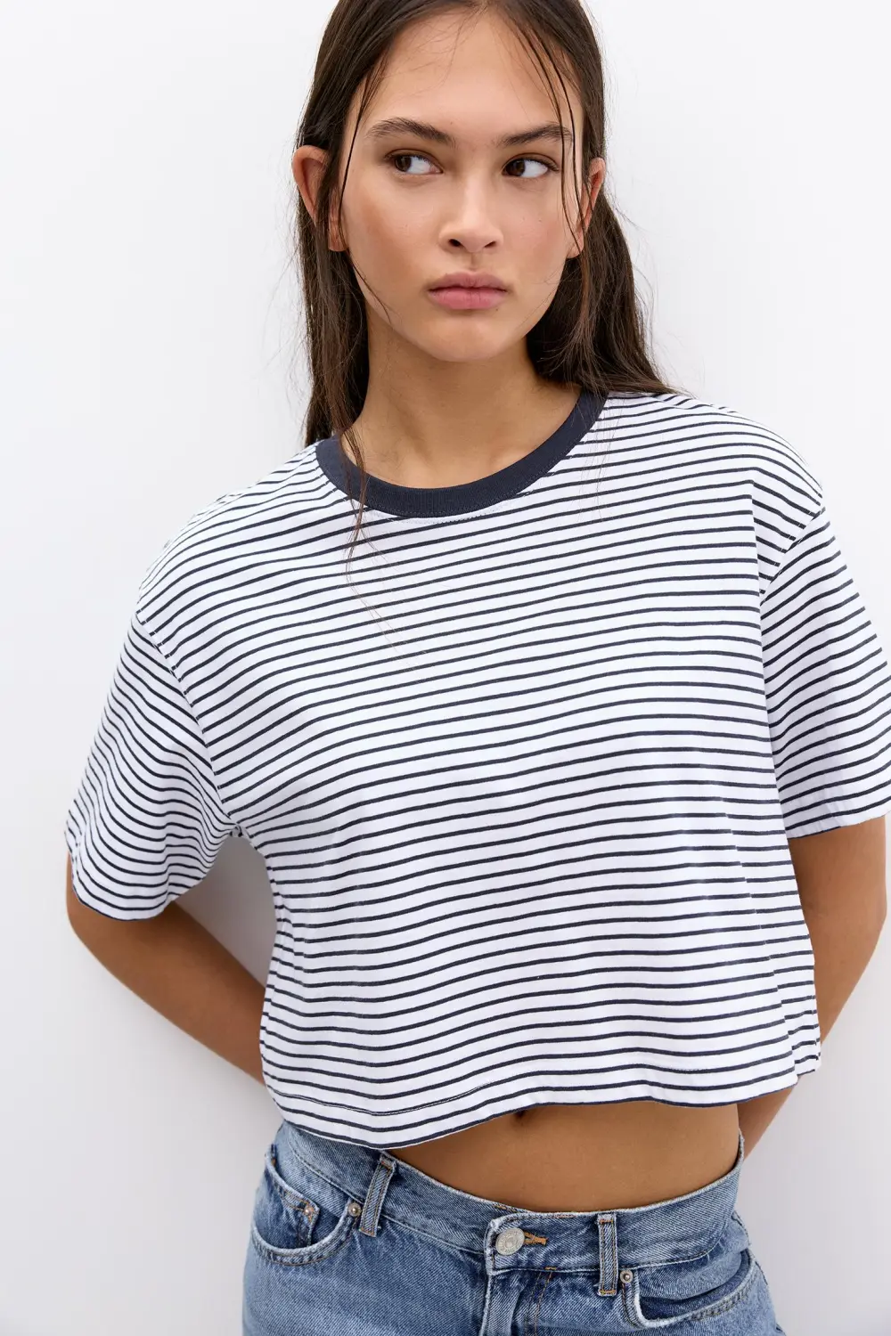 Camiseta cropped manga corta