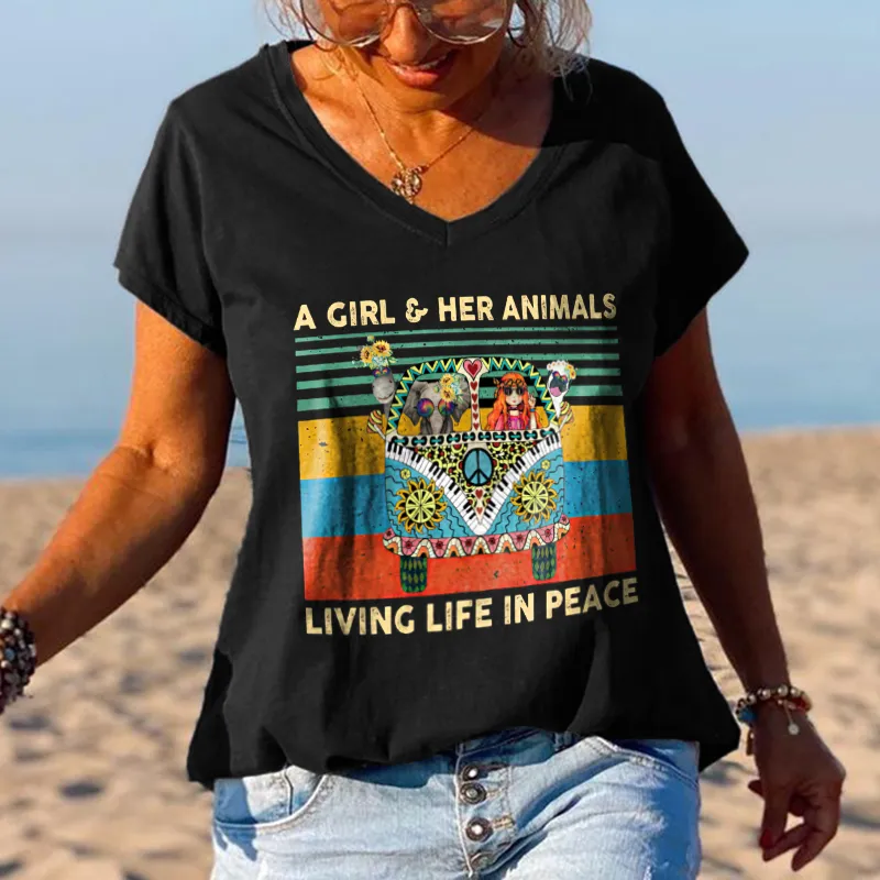 A Girl And Her Animal Living Life In Peace Women Old Hippies T-shirt