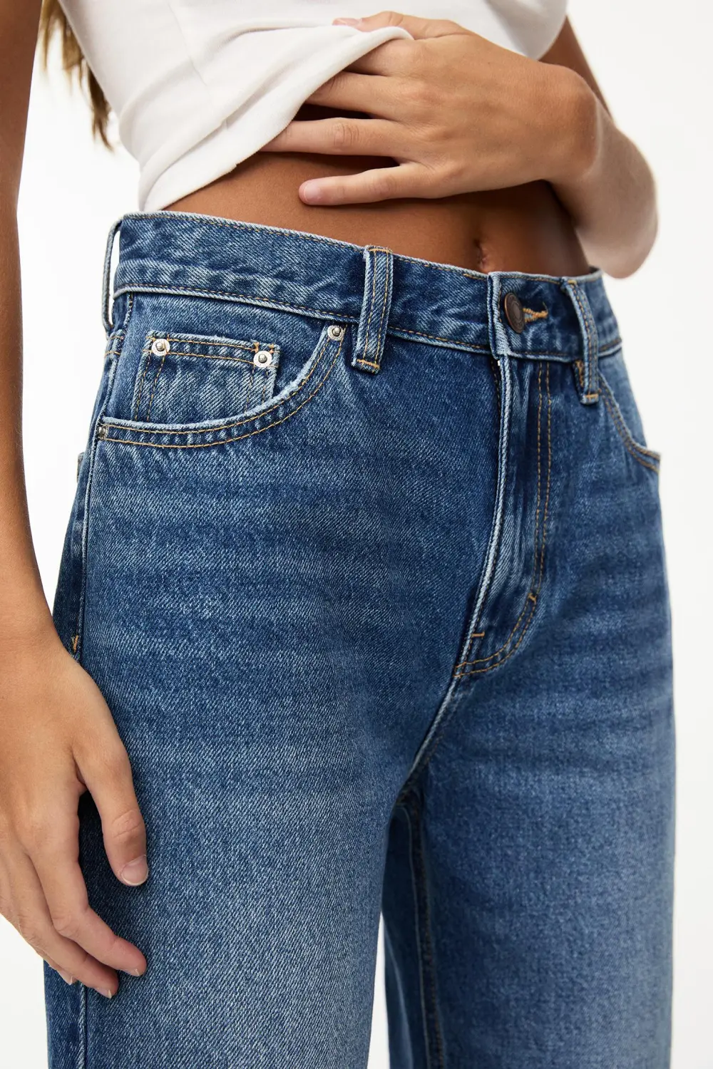 Jeans mom básicos