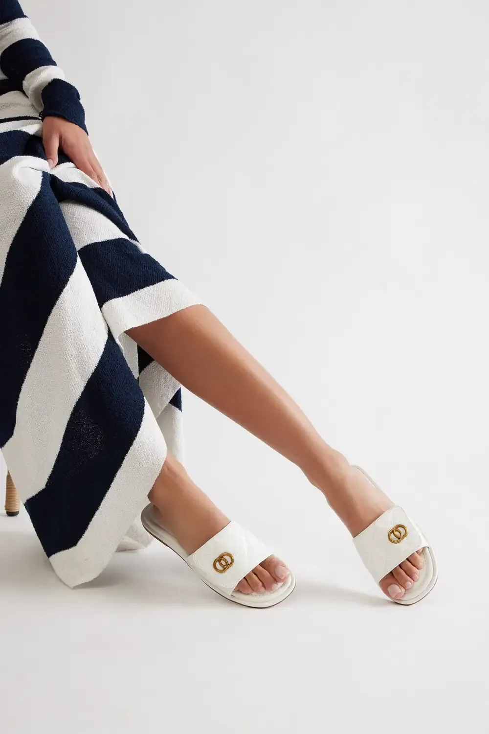 Tyra Flat Sandals - White