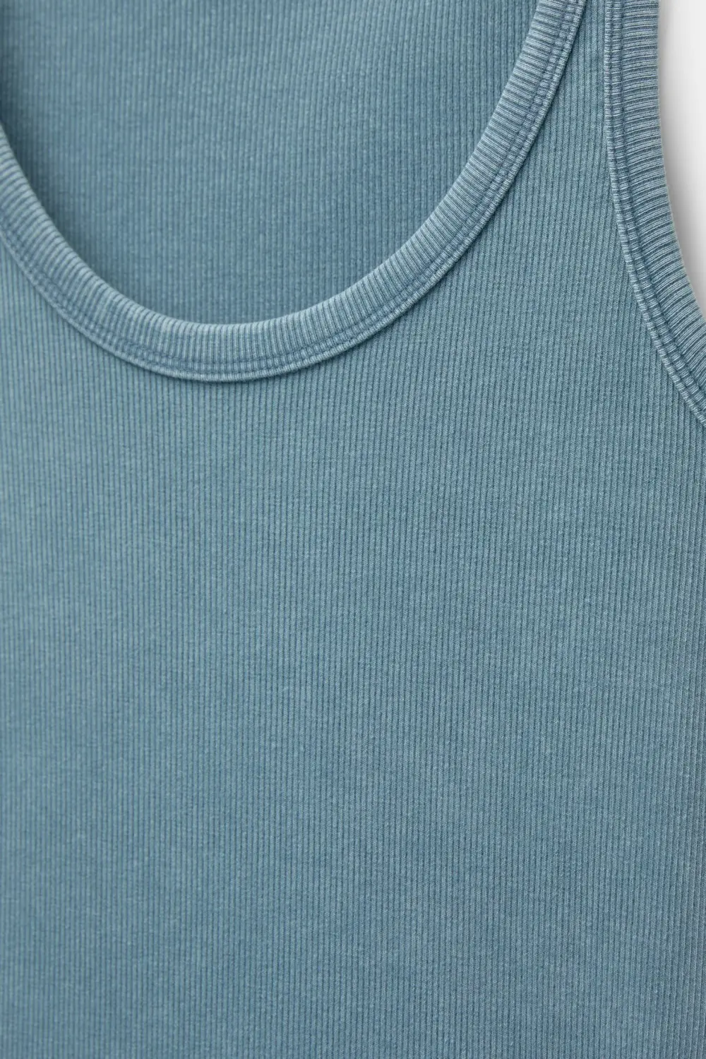 Vestido midi tirantes canalé
