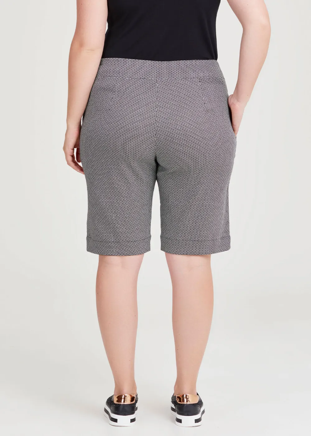 Jacquard Short