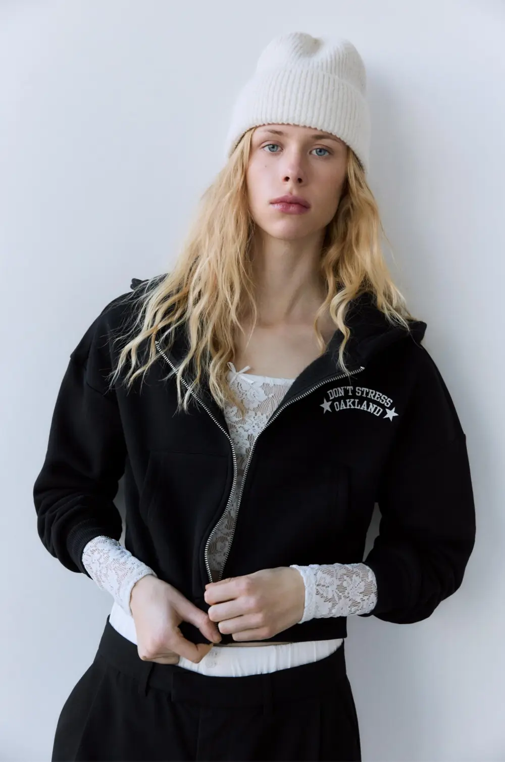 Sudadera cropped cremallera
