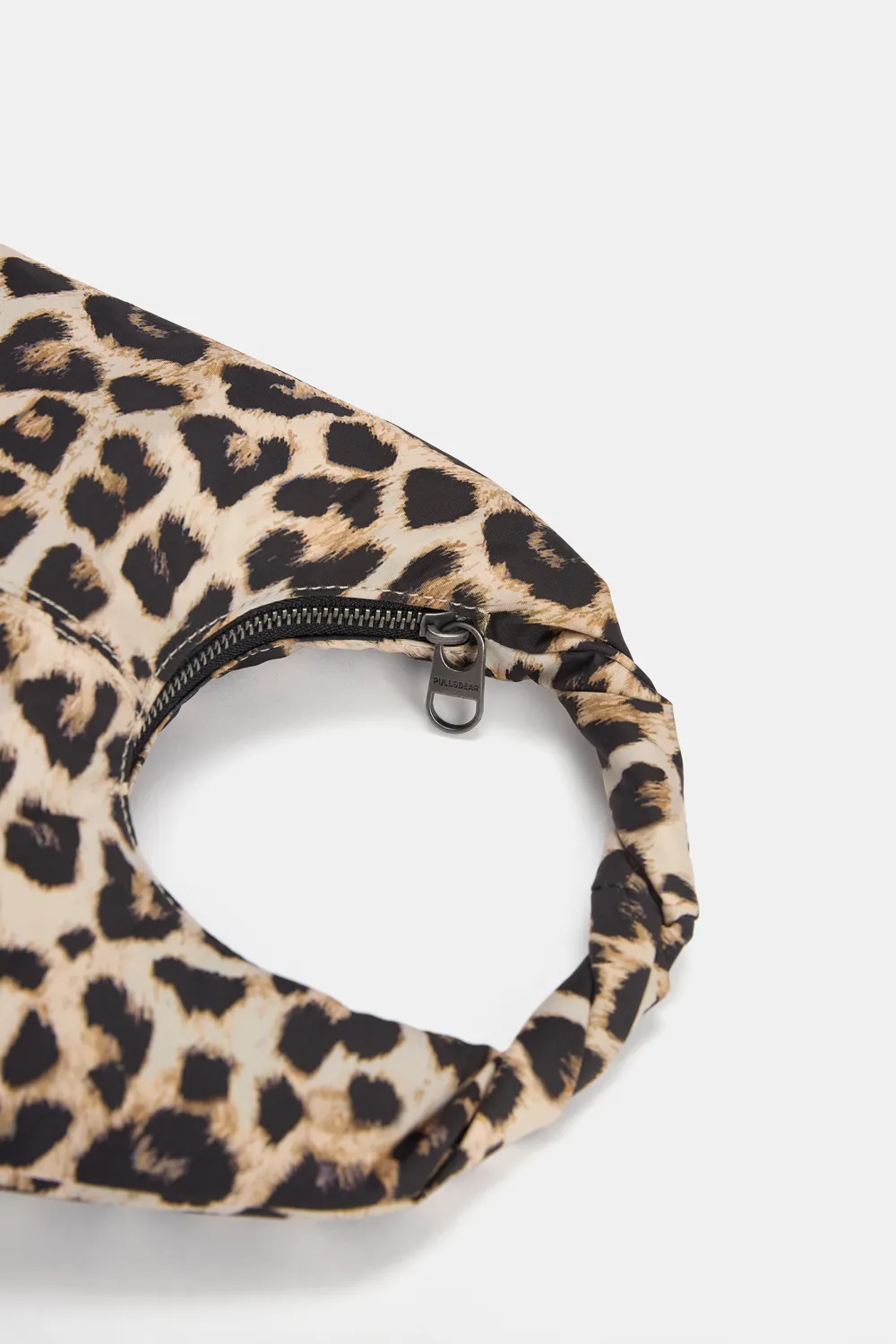 Bolso de mano leopardo nylon