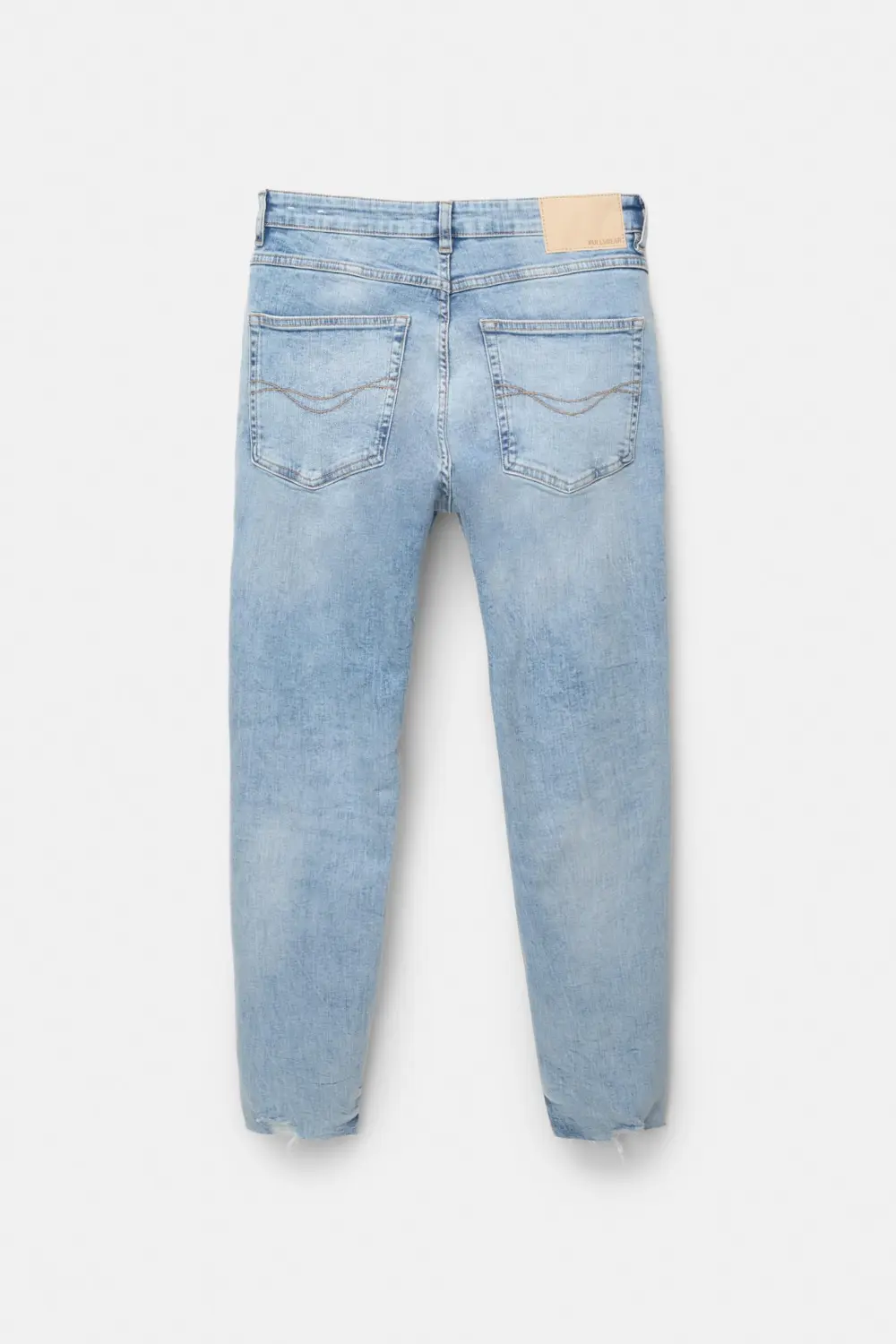 Ripped carrot fit jeans