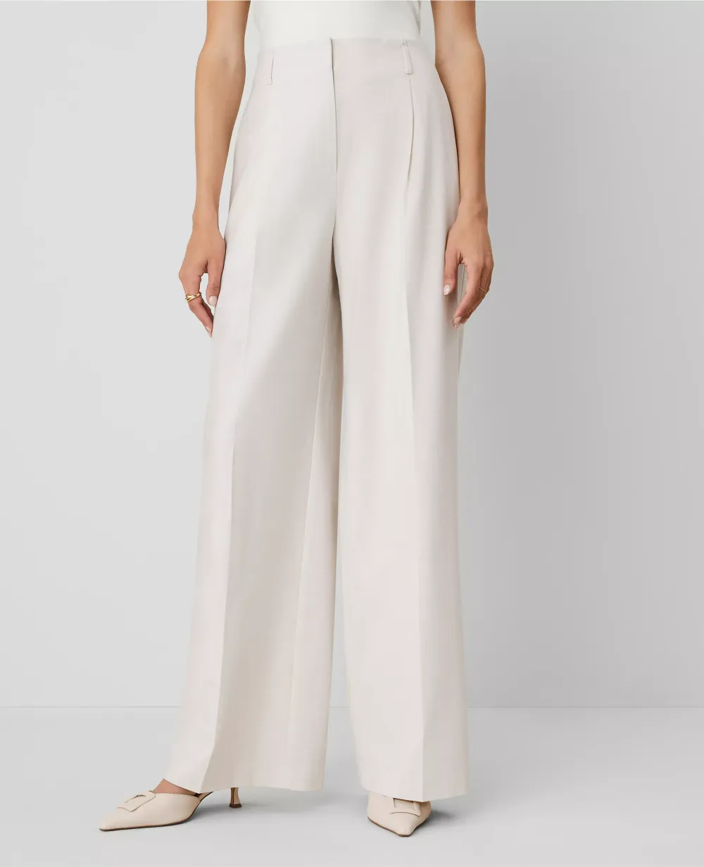 The Wide-Leg Pant ??Curvy Fit