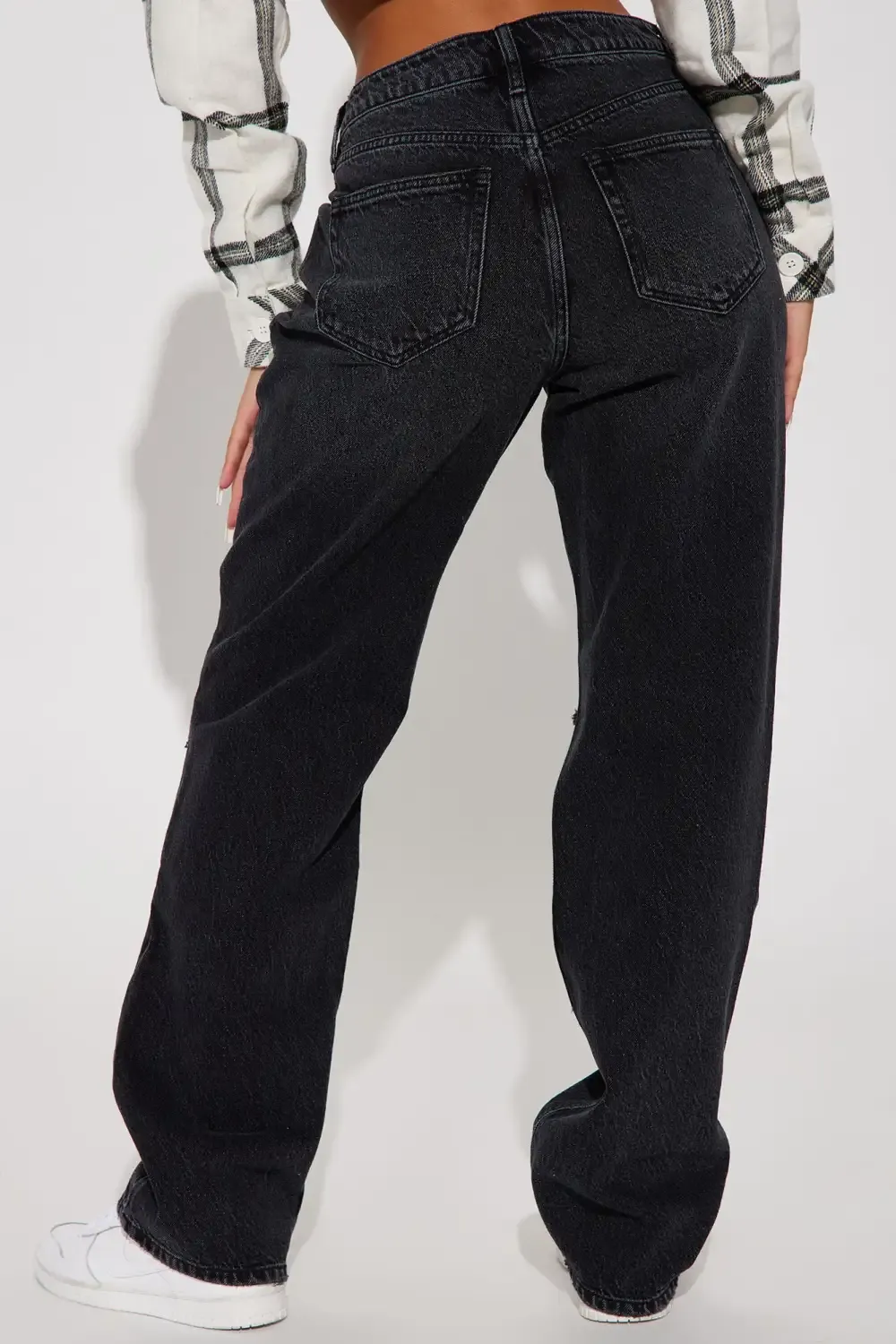Crossover Ripped Knee Straight Leg Jeans - Black Wash