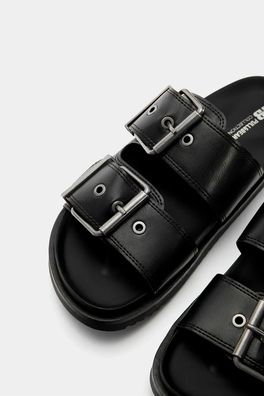 Sandalias planas hebillas