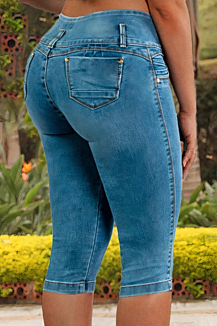 Button Fly Wash High Stretch Mid Waist Capri Jeans