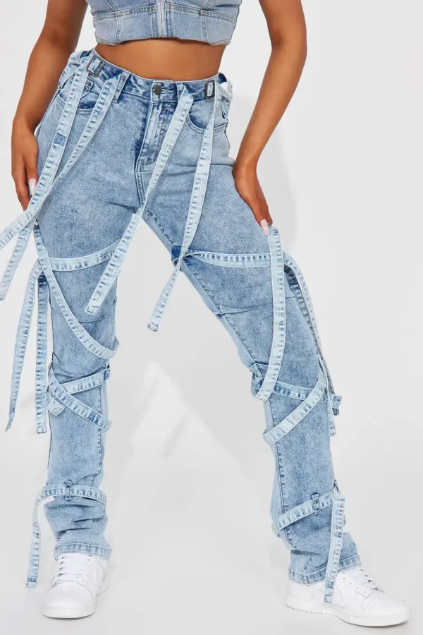 Strapped In Stretch Slim Straight Leg Jeans - Light Wash