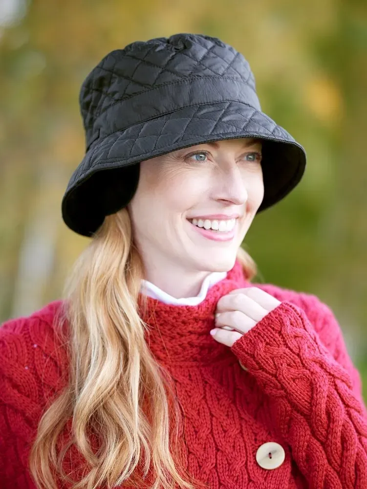 Women's All-Weather Hat With Ear Flaps