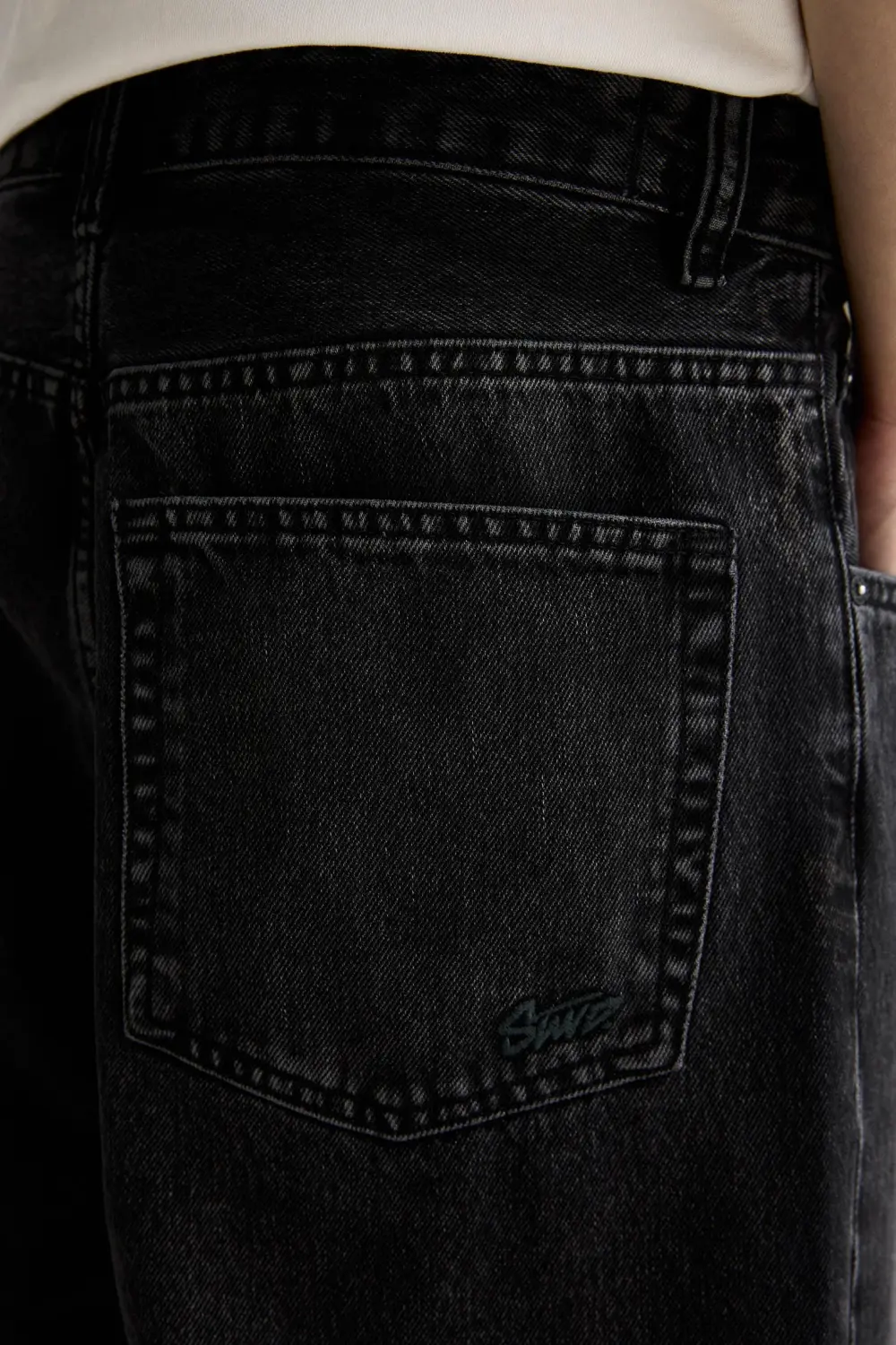 Baggy denim Bermuda shorts