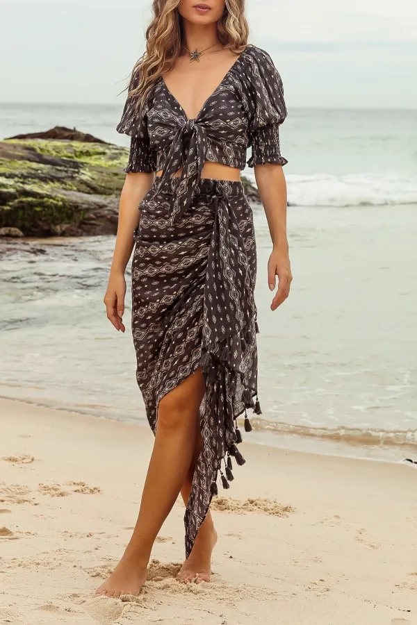 Black Ditsy Print Puff Sleeve Crop Top