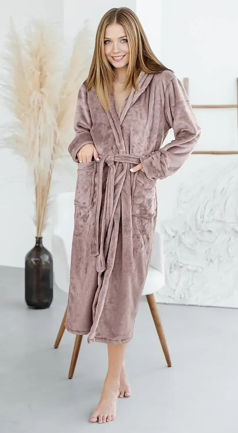 Women Fleece Shawl Collar Bathrobe - Plush Long Robe