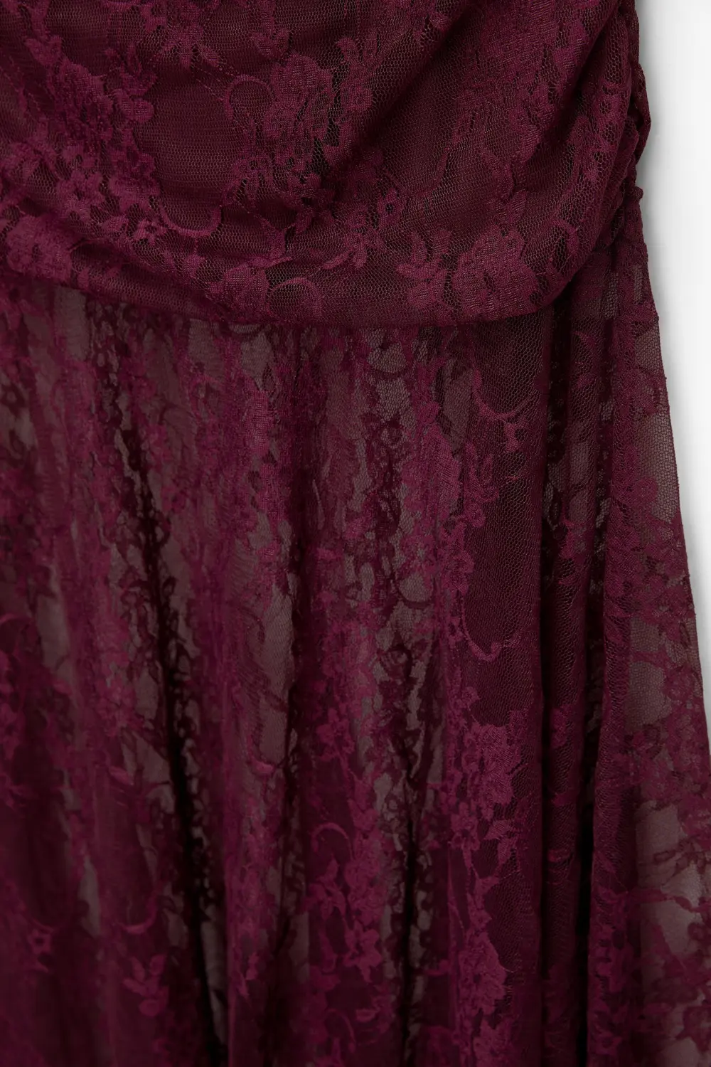 Vestido midi encaje