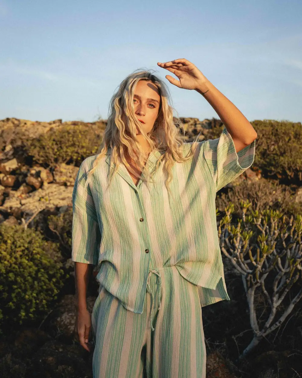 Beach Side Short Sleeve Shirt - Island Green