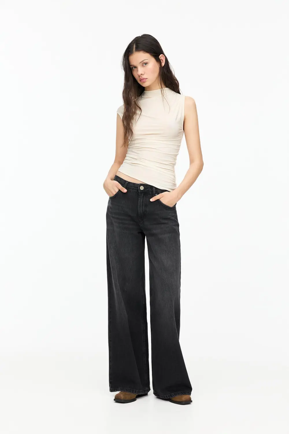 Asymmetric gathered T-shirt