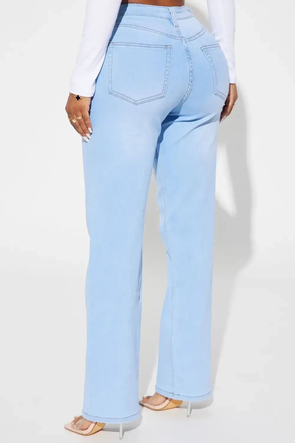 Simply Basic Stretch Straight Jeans - Light Wash
