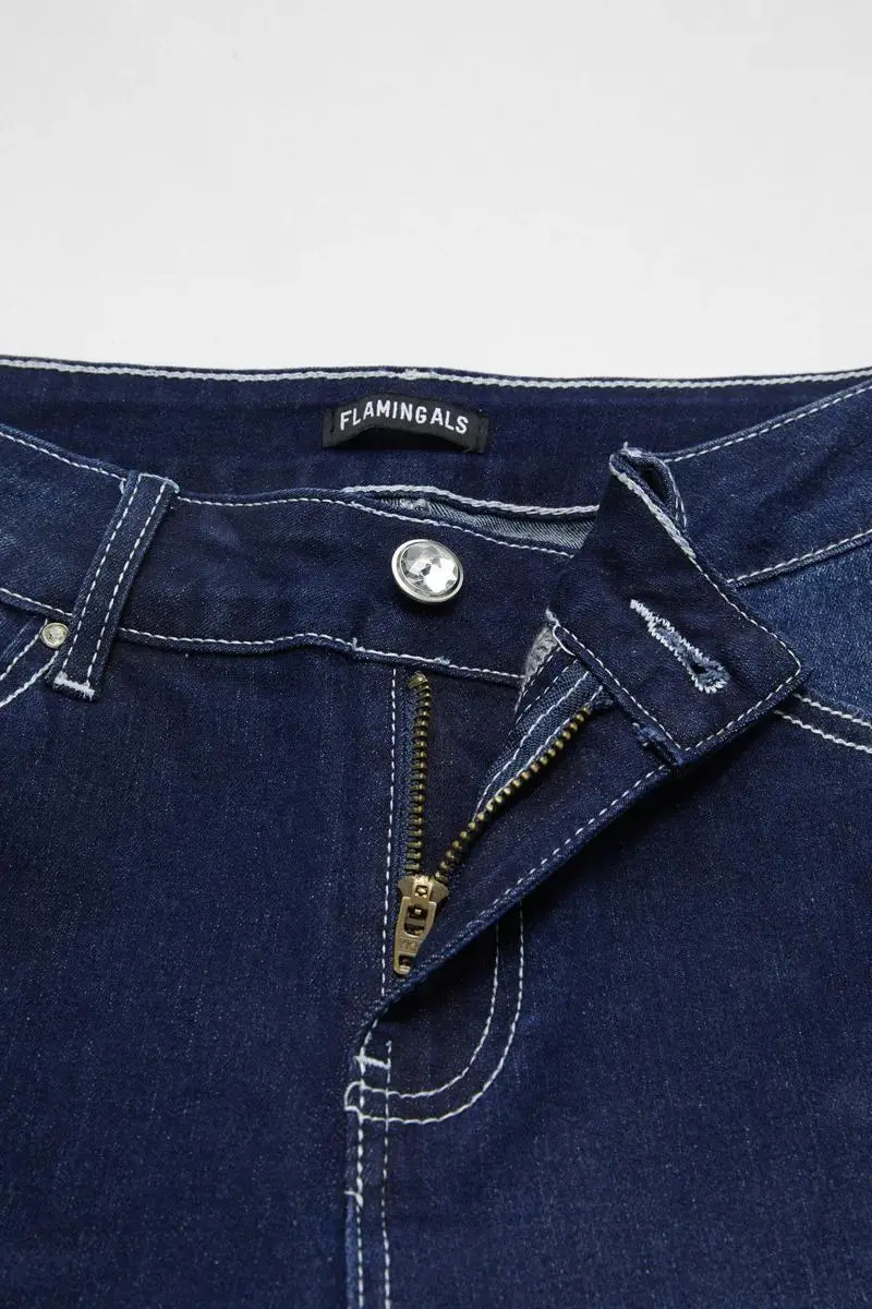 Wash Embroidery Back Roll Hem Mid Rise Capri Jeans