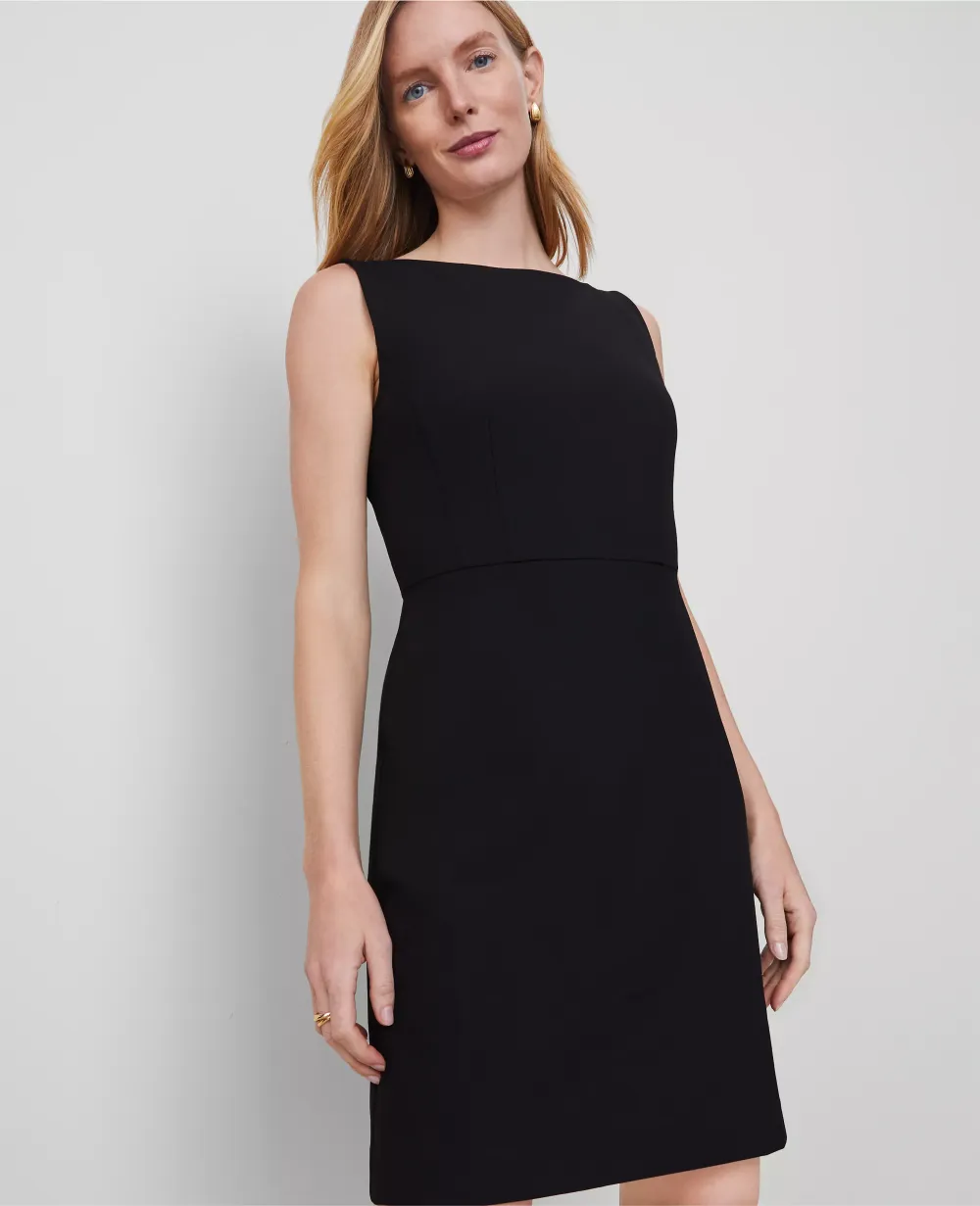 The Boatneck Dress in Seasonless Stretch