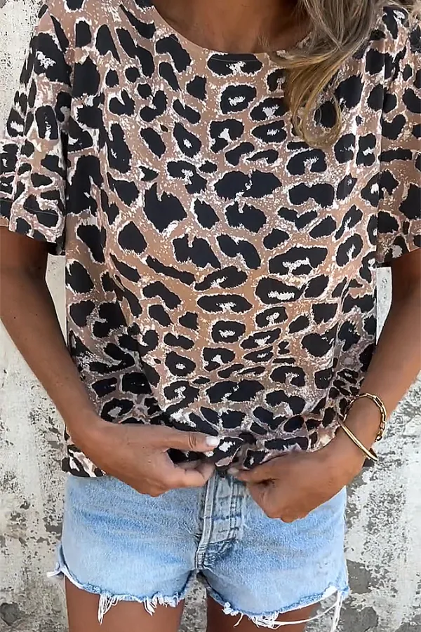 Women's Leopard print casual T-shirt