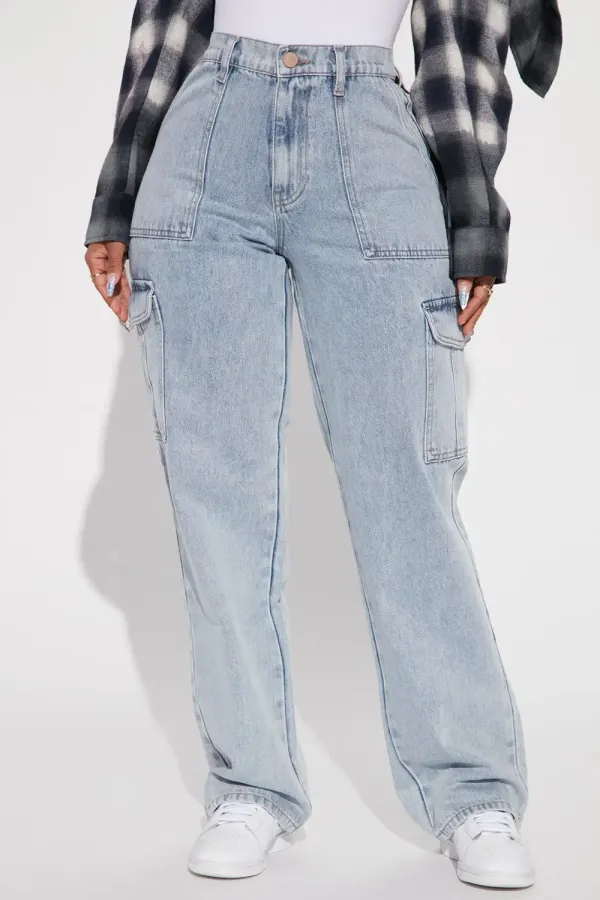 Plenty Good 90's Cargo Jeans - Light Wash