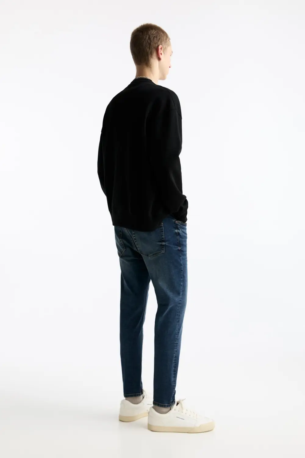 Washed carrot-fit jeans
