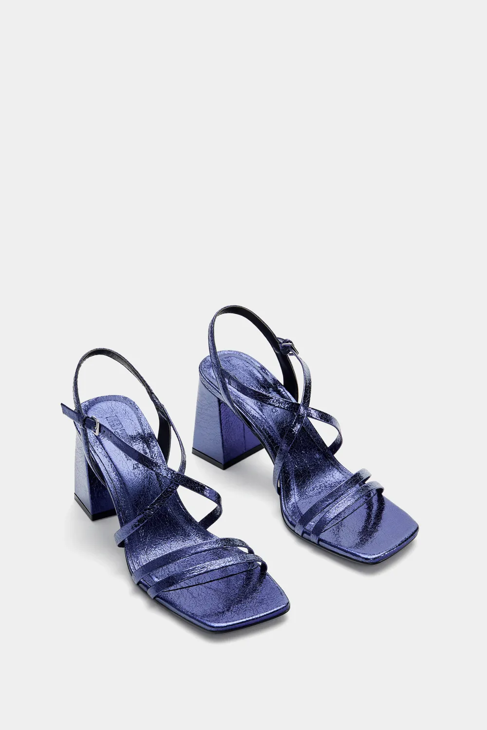 Sandalias tacón tira cruzada