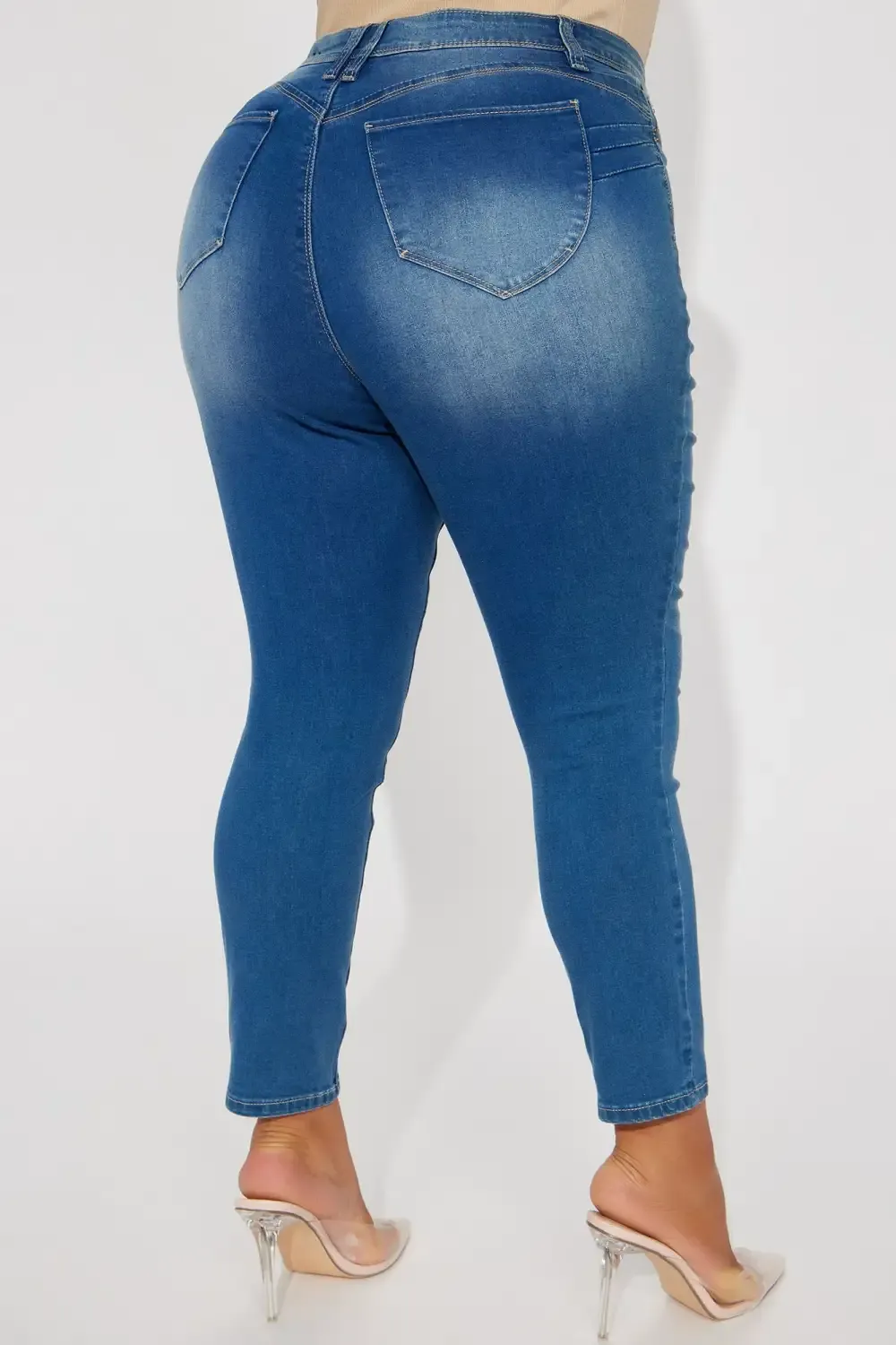 Squat Like That Booty Lifting Jeans - Medium Blue Wash