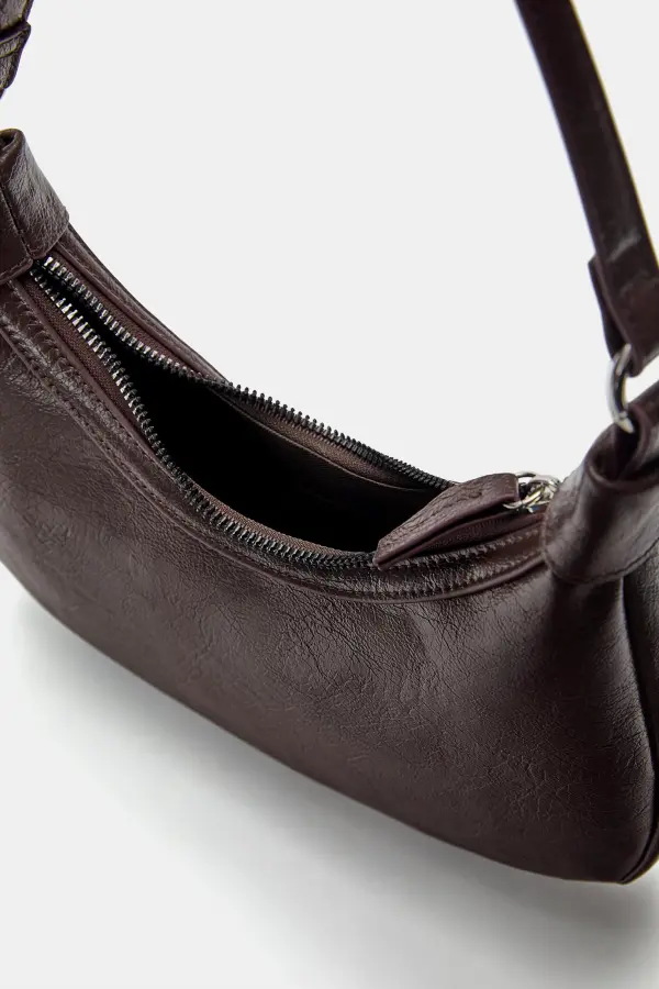 Bolso de hombro media luna