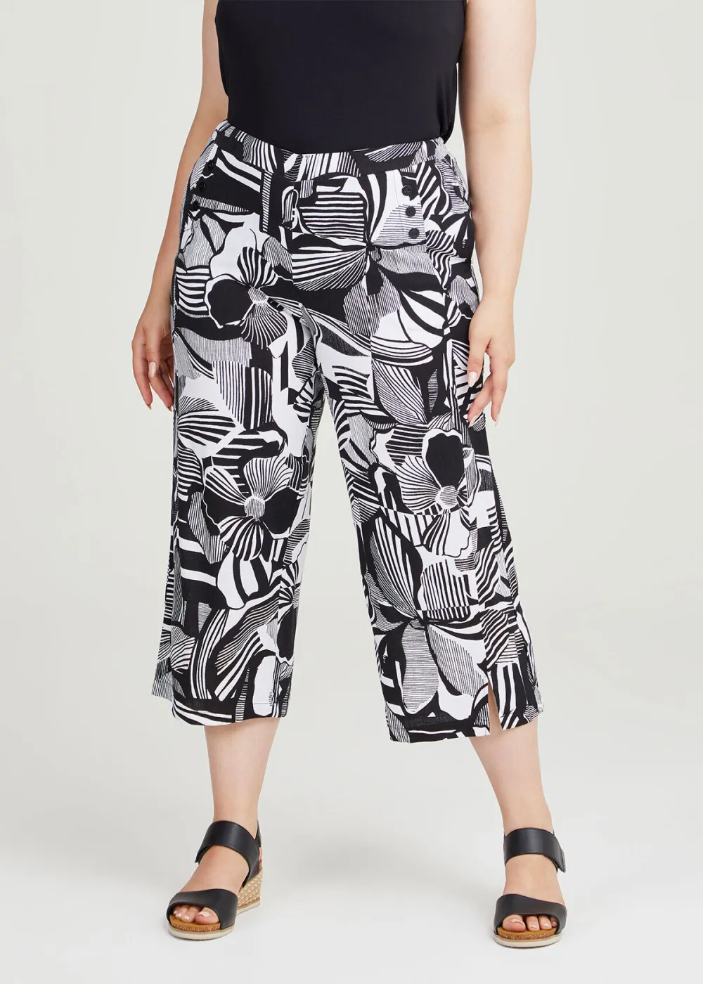 Natural Abstract Flower Crop Pant