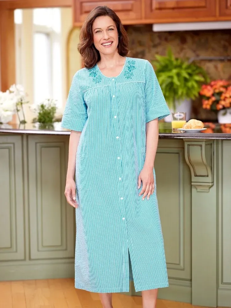Women's Snap-Front Embroidered Cotton Seersucker Robe